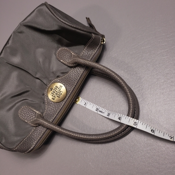3/$15 Victoria's secret small hand bag - Picture 8 of 10